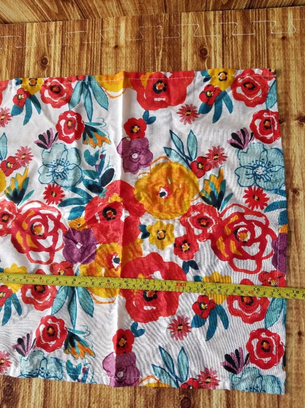 The Pioneer Woman Flea Market Red Floral Pattern Cloth Napkins - 4 Sets (16)